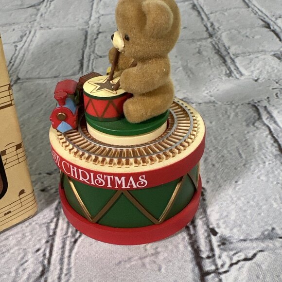 Baby's 1st Christmas 1981 ENESCO, Music Box, Bear, Train CirclingTop - Picture 8 of 15